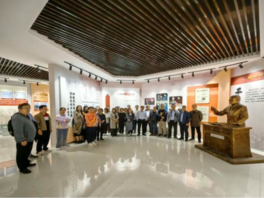 校史馆2.jpg 校史馆2.jpg